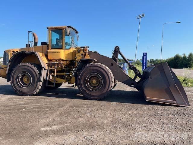 Volvo L180E لوادر بعجل