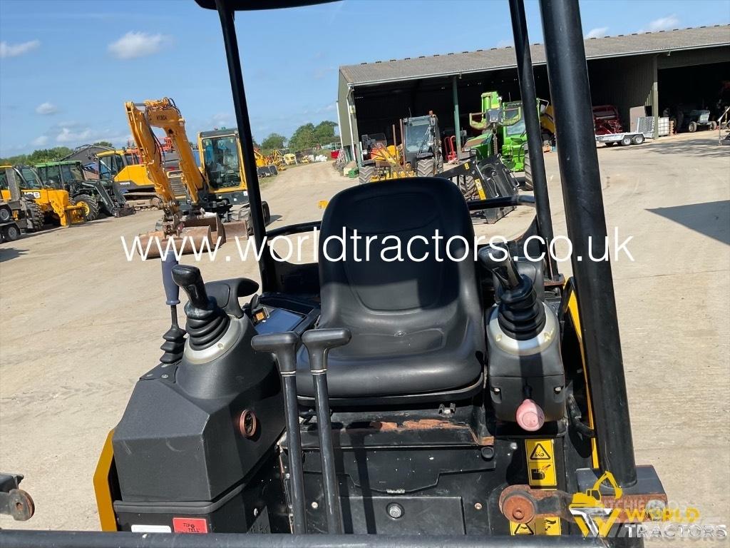 JCB 15 C-1 حفارات صغيرة أقل من 7 طن (حفارات صغيرة)
