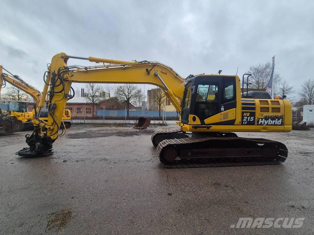 Komatsu HB215LC-2 حفارات زحافة