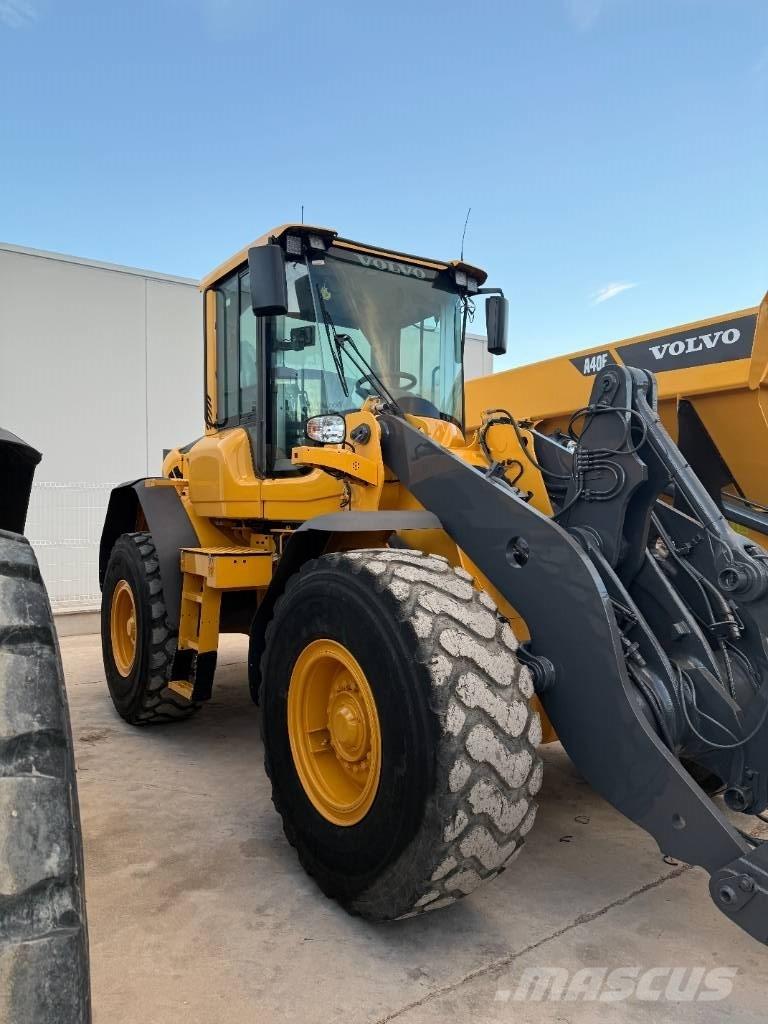 Volvo L 70 F لوادر بعجل