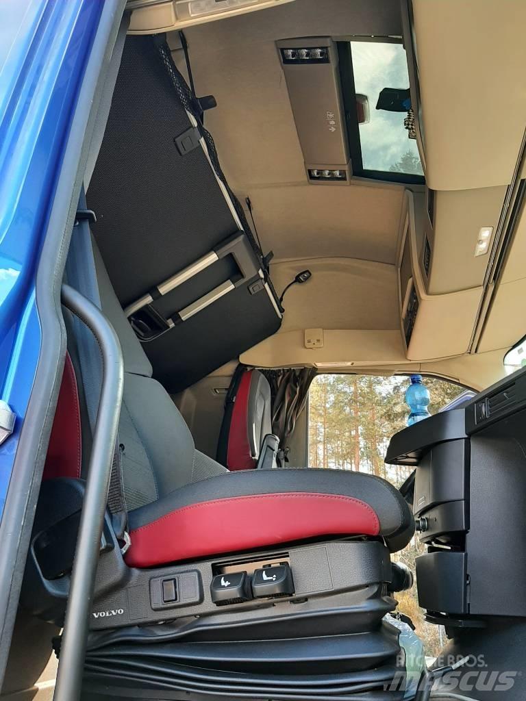 Volvo FH 13 شاحنات بدرجة حرارة قابلة للضبط