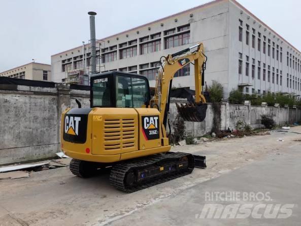 CAT 306E حفارات زحافة