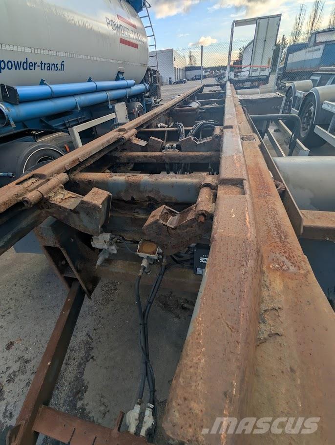 AM VKP-1+2-30 مقطورات قابلة للفك