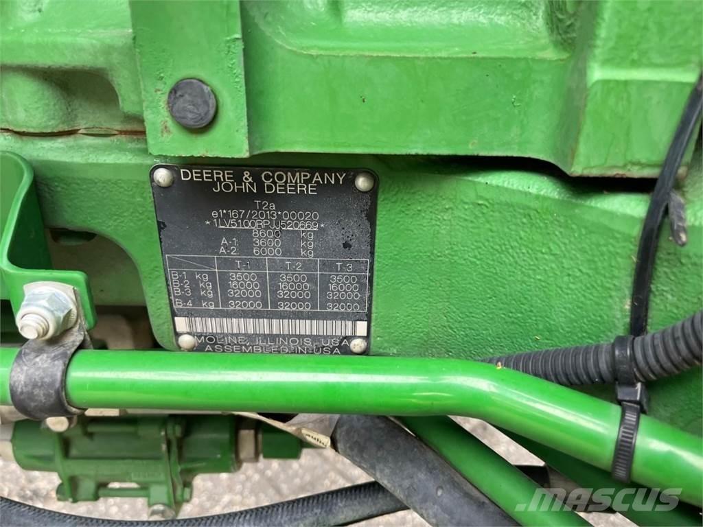 John Deere 5100R الجرارات