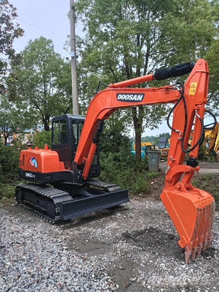 Doosan DH 60-7 حفارات زحافة