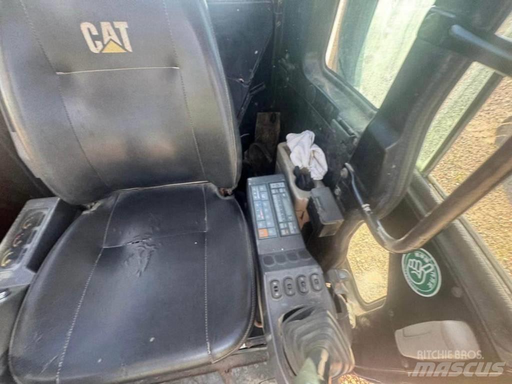 CAT 308 C SR حفارات زحافة