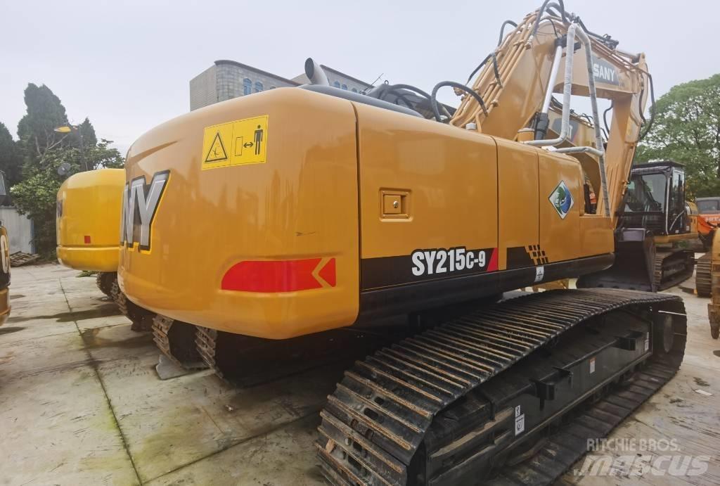 Sany SY 215 C حفارات زحافة