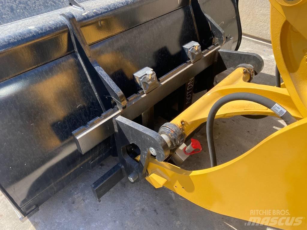 CAT 908-14A لوادر بعجل