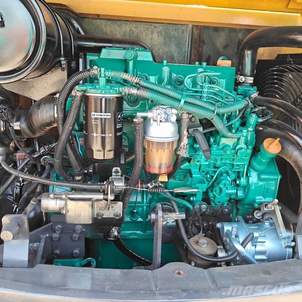 Volvo 60 حفارات زحافة