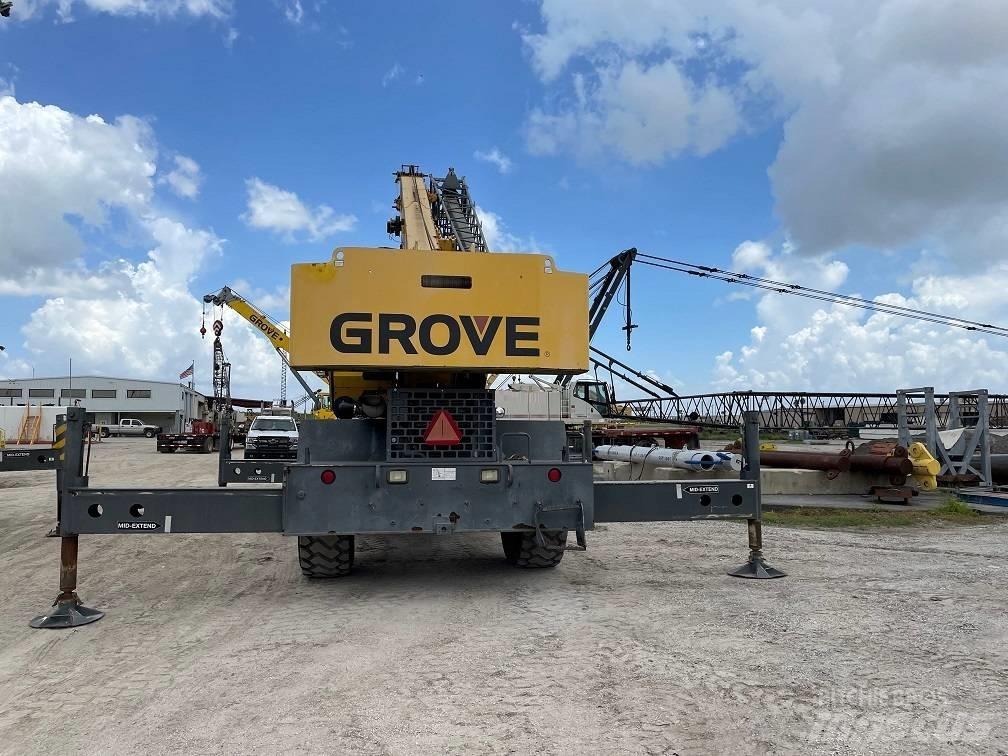 Grove RT 600 E رافعات الطرق الوعرة