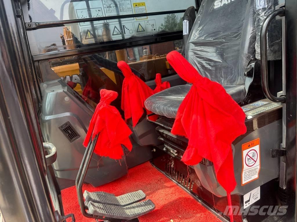 Sany SY 95 C حفارات زحافة