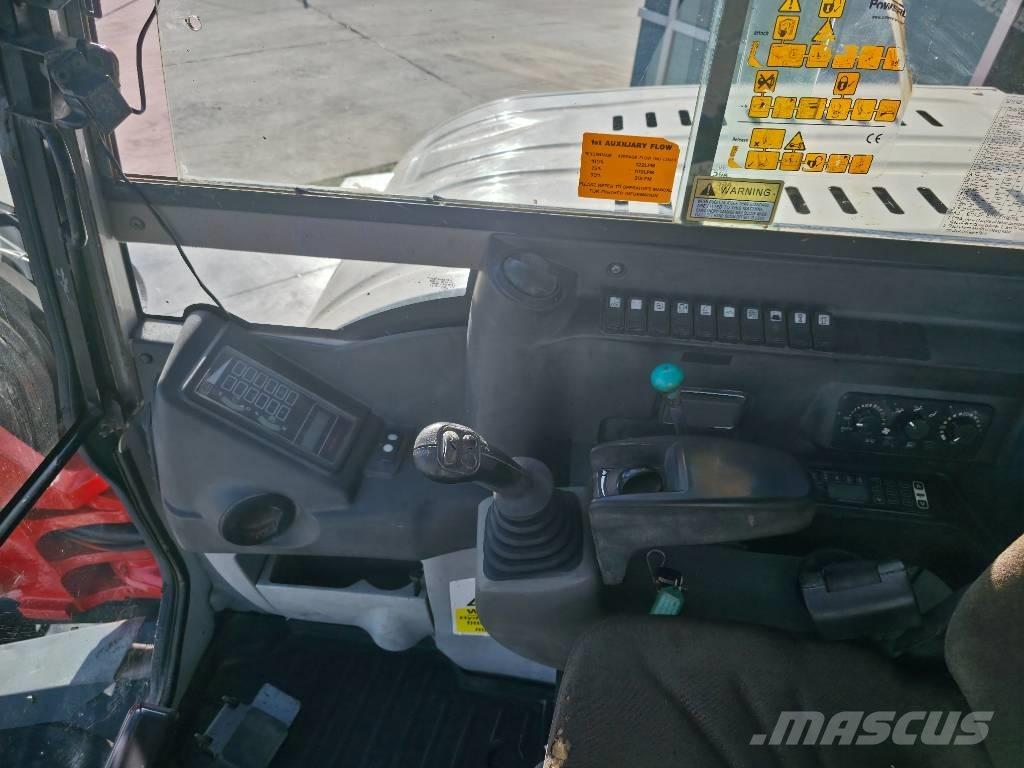 Takeuchi TB 285 حفارات وسط 7 طن - 12 طن