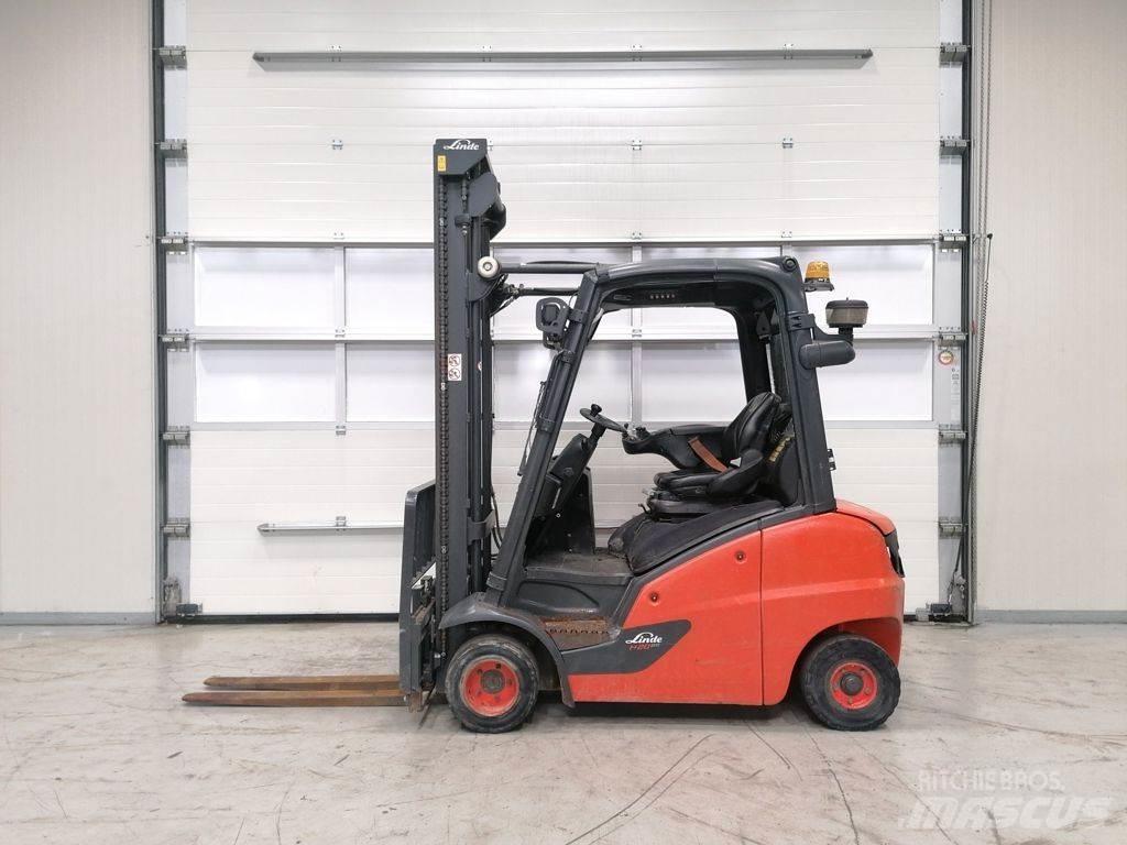 Linde H20D-01 شاحنات الديزل