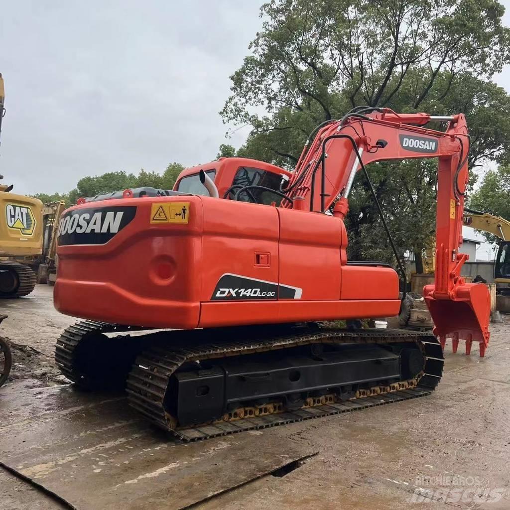 Doosan DX140 LC-9C حفارات وسط 7 طن - 12 طن
