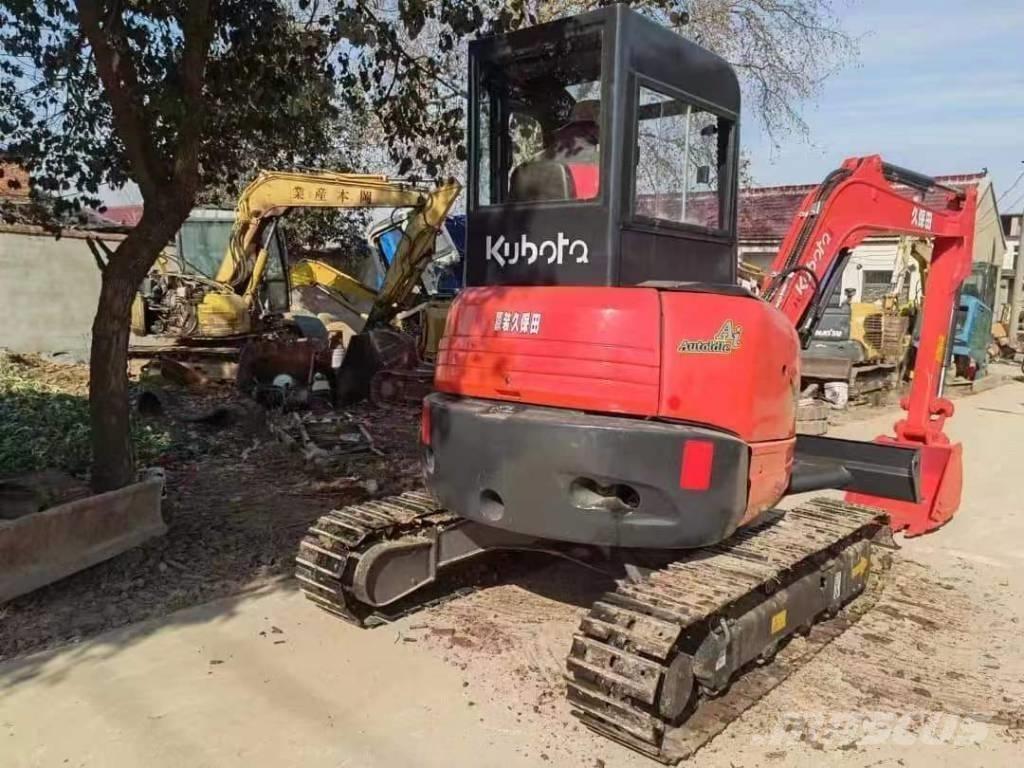 Kubota U 35 حفارات صغيرة أقل من 7 طن (حفارات صغيرة)