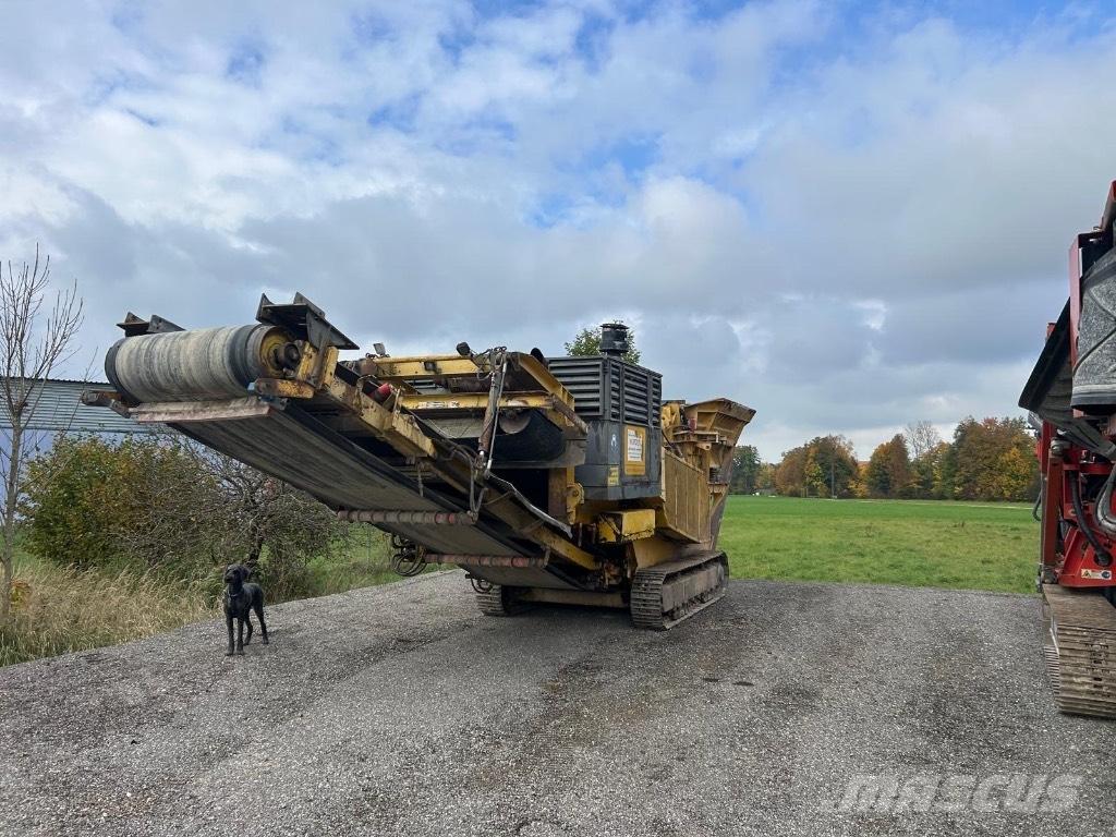 Hartl PC1270 الكسارات المتنقلة