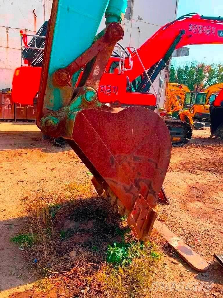 Kobelco SK 210 LC-8 حفارات زحافة