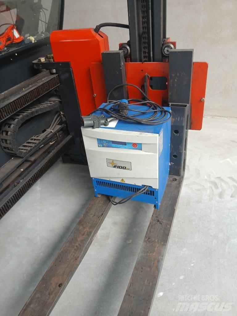 Linde K 10 شاحنة الممرات الضيقة
