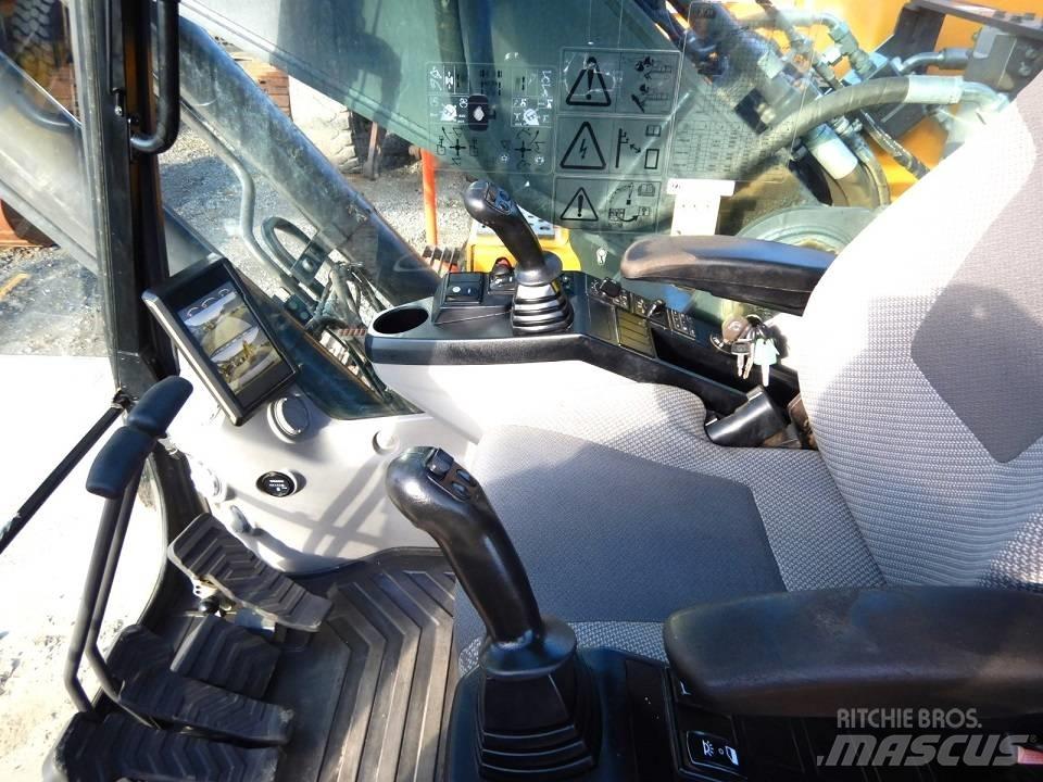 Volvo EC 300 E حفارات زحافة
