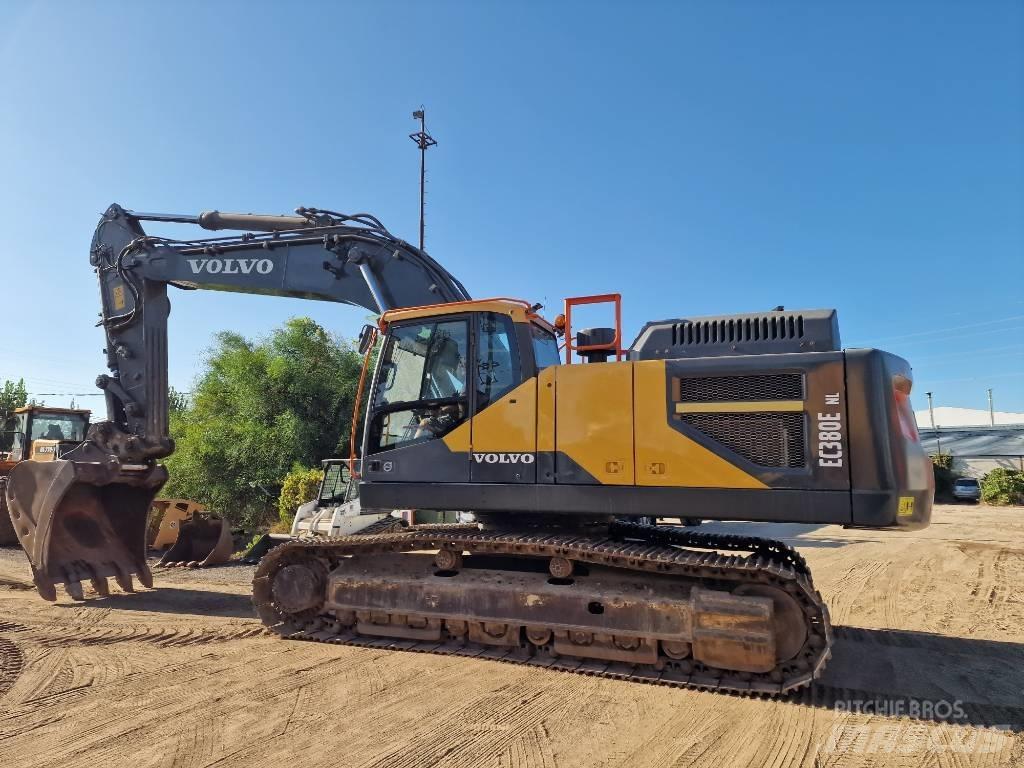 Volvo EC 380 E حفارات زحافة