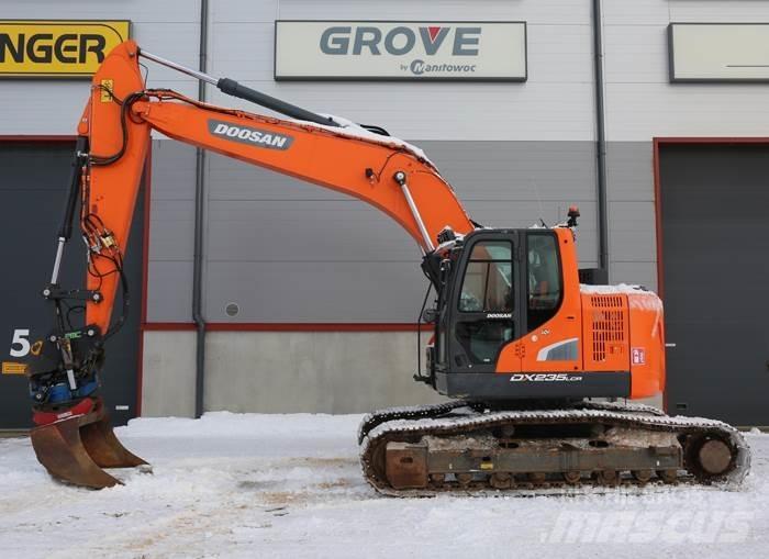Doosan DX235LCR-5 حفارات زحافة