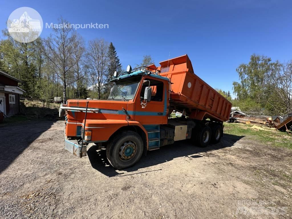 Scania T 113 H شاحنات قلابة