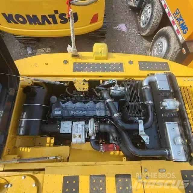 Komatsu PC 210 LC حفارات زحافة