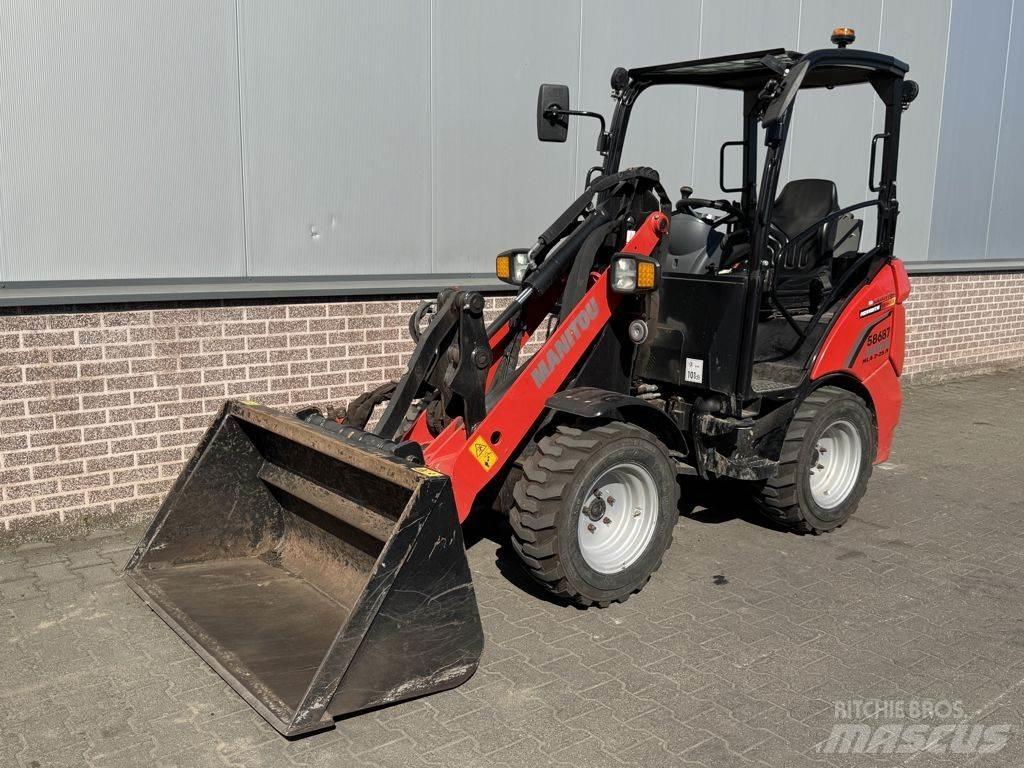 Manitou MLA2 لوادر بعجل