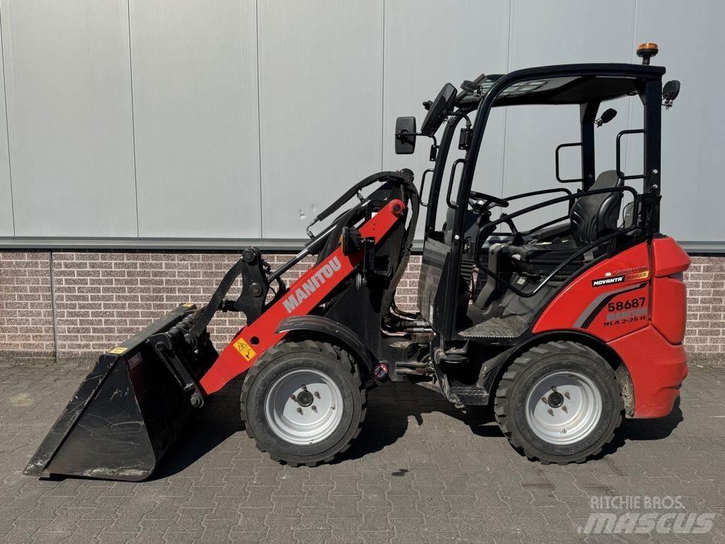 Manitou MLA2 لوادر بعجل