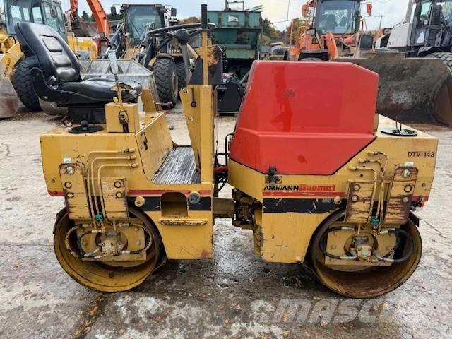 Ammann DTV 143 D مداحل ثنائية الاسطوانة