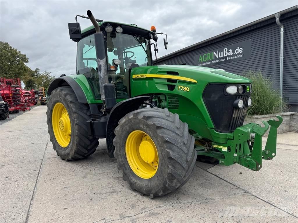 John Deere 7730 الجرارات