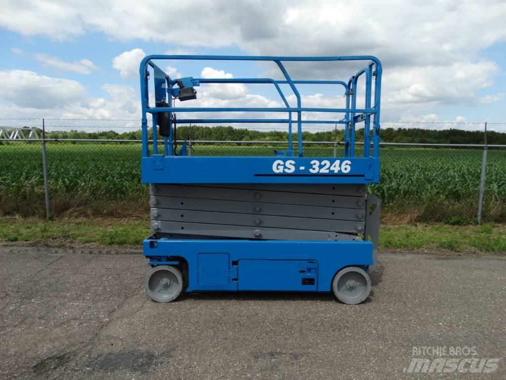 Genie GS 3246 | 2012 رافعات مقصية الشكل