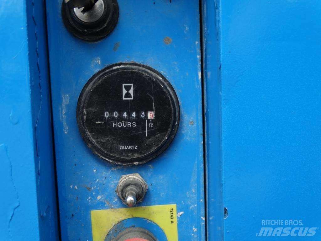 Genie GS 3246 | 2012 رافعات مقصية الشكل