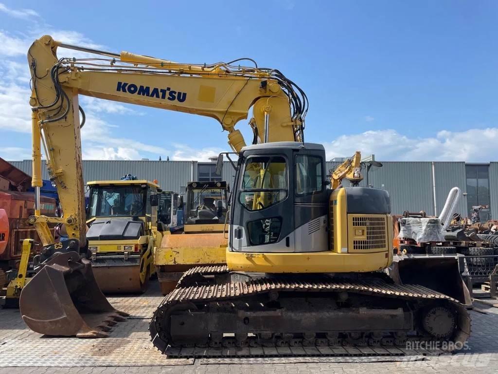 Komatsu PC228US-3 حفارات زحافة
