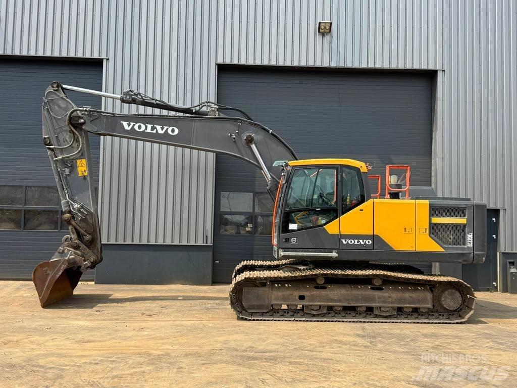 Volvo EC220EL حفارات خاصة