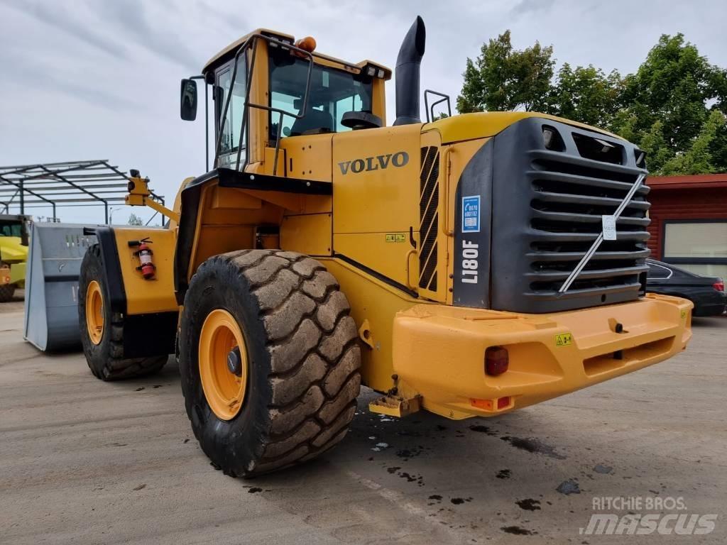 Volvo L 180 F لوادر بعجل