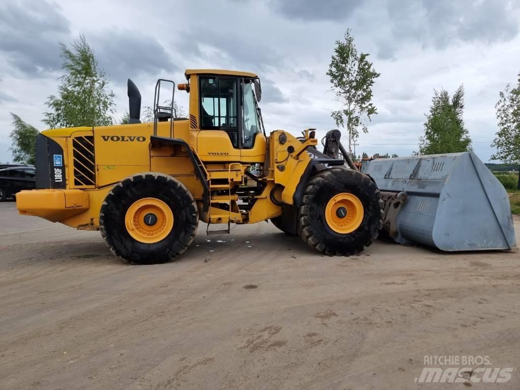 Volvo L 180 F لوادر بعجل