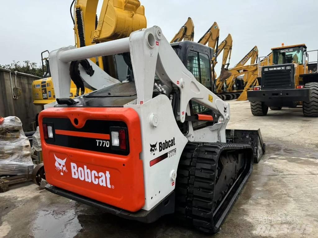 Bobcat T 770 لوادر زحافة