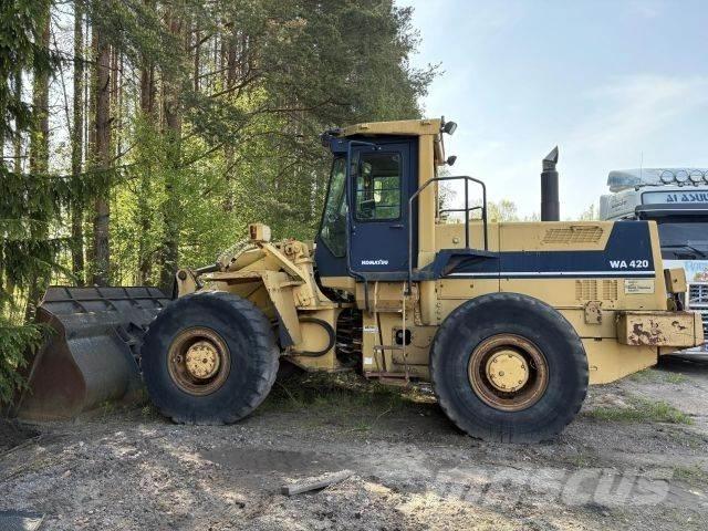 Komatsu WA420-1 لوادر بعجل