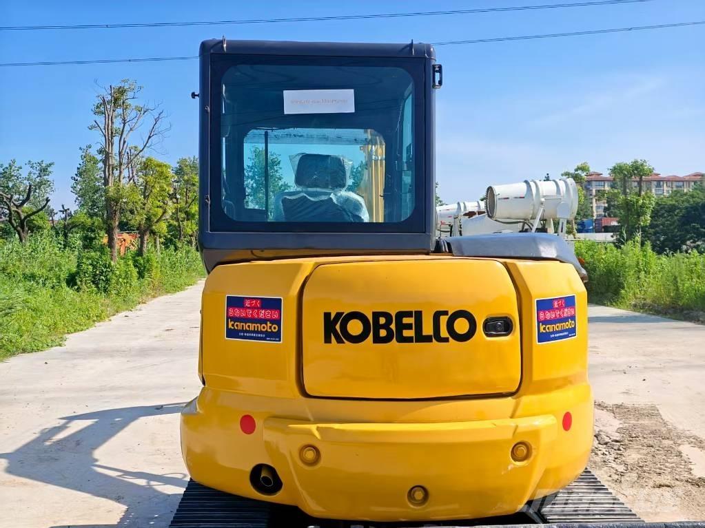 Kobelco SK55 SRX حفارات صغيرة أقل من 7 طن (حفارات صغيرة)
