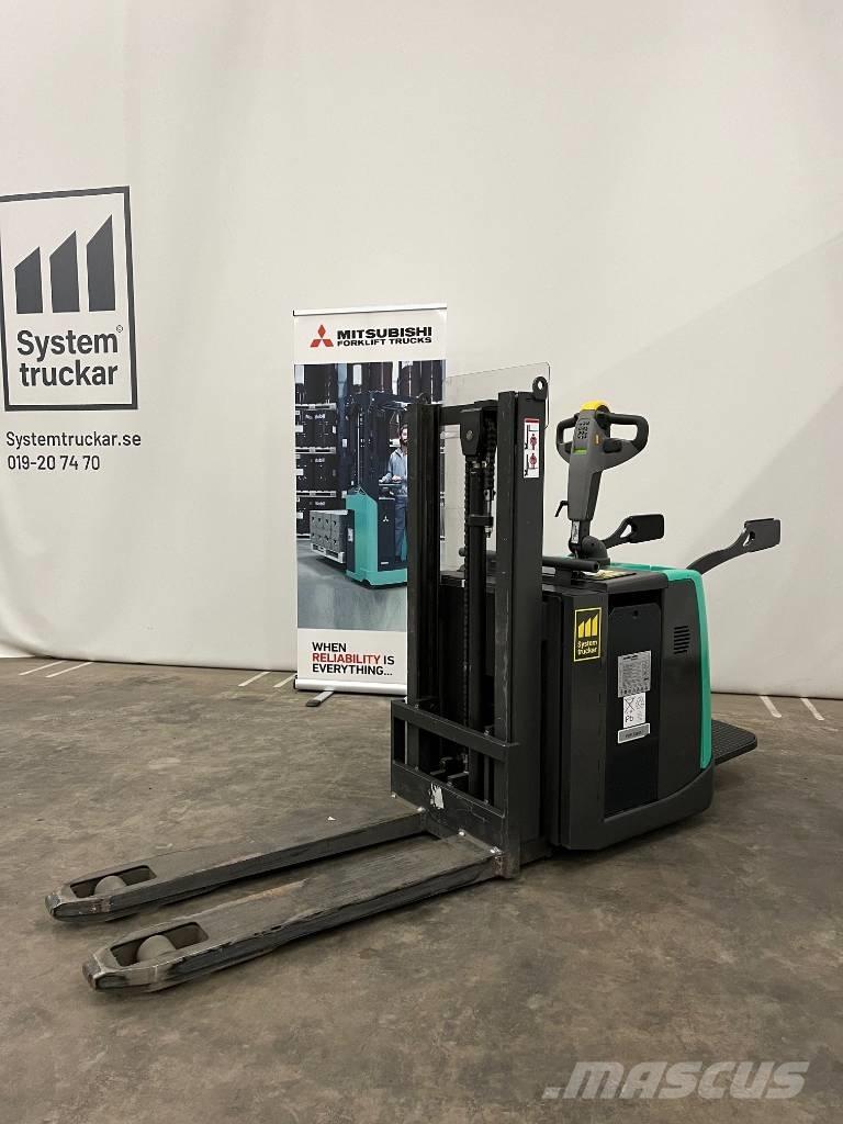 Mitsubishi PBV20PD معدات التكديس الجوالة