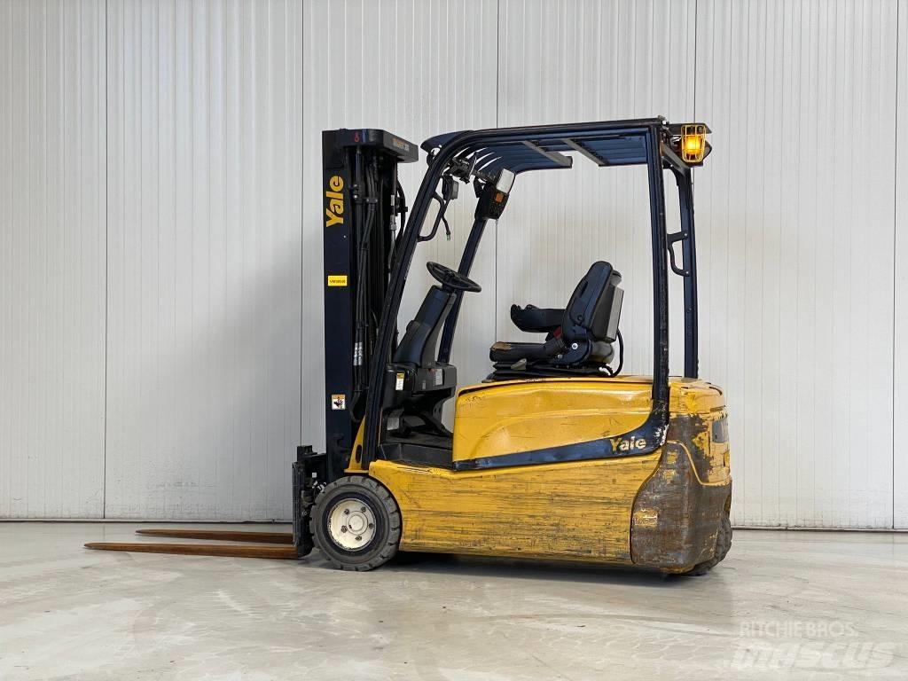 Yale ERP20VT LWB شاحنات ذات رافعات شوكية تعمل بالكهرباء