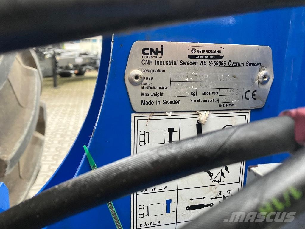 New Holland PM 4975H محاريث عكسية