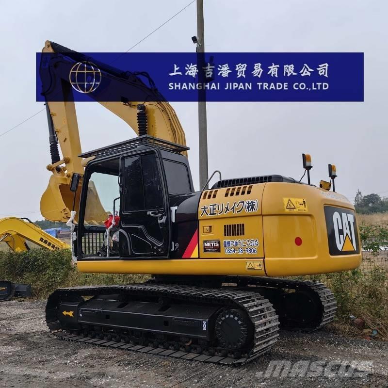 CAT 320 D حفارات زحافة