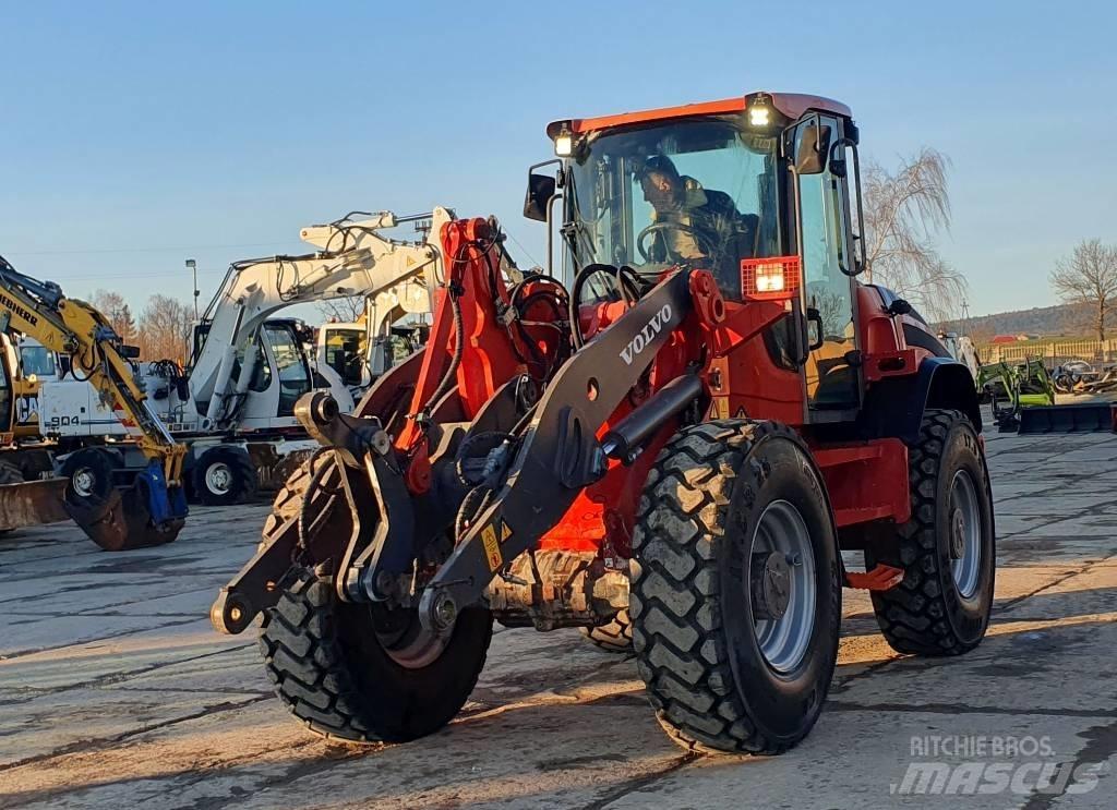 Volvo L 50 F لوادر بعجل