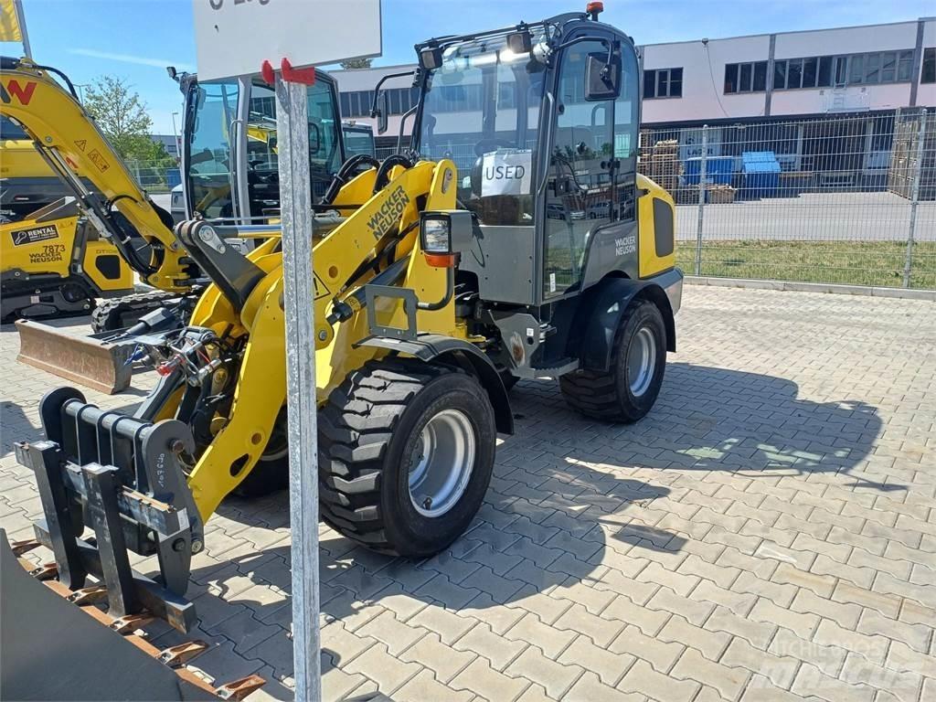 Wacker Neuson WL32 لوادر بعجل