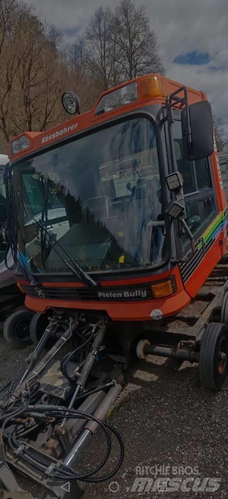 Kässbohrer PB 240 D كاسحات جليد