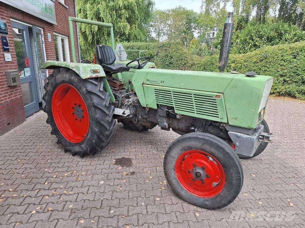 Fendt 5S الجرارات