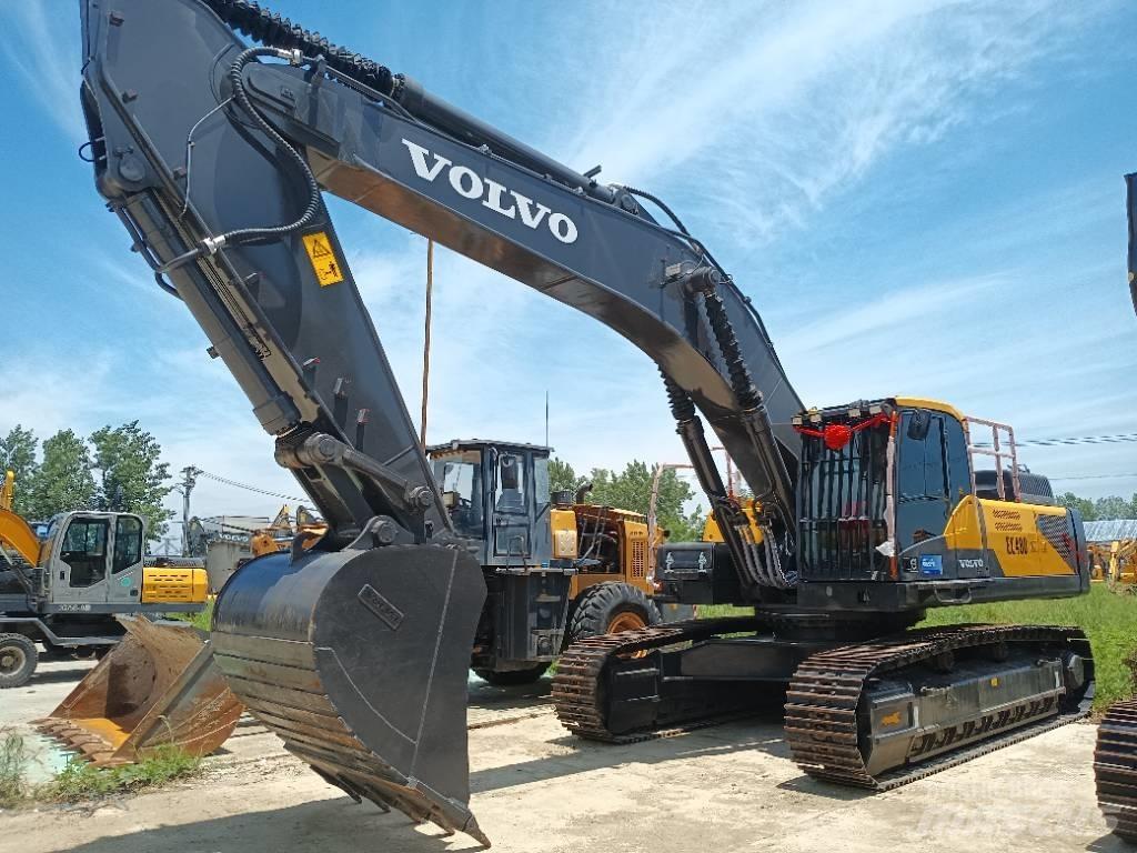 Volvo EC 480 D حفارات زحافة