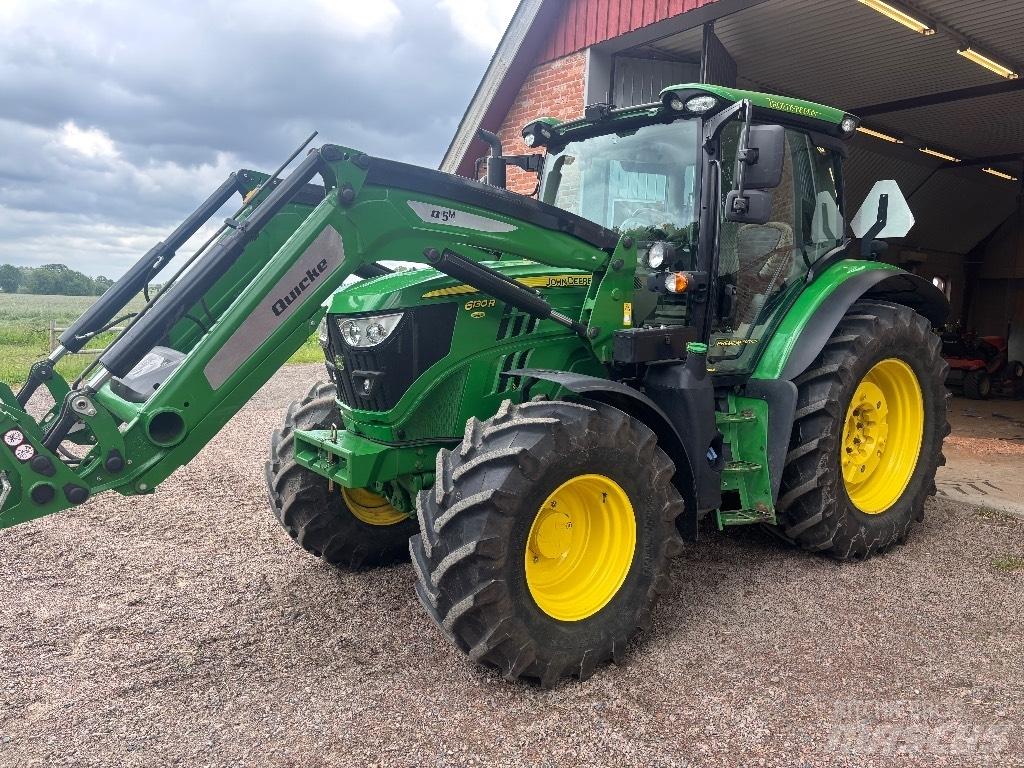 John Deere 6130 R الجرارات
